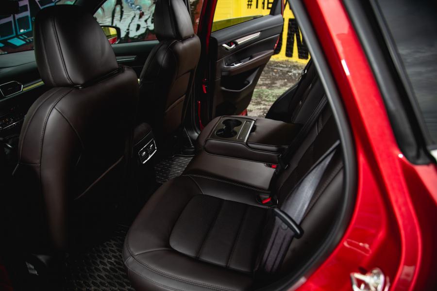 Интерьер Mazda CX-5 Signature 2018 года  (NA) (фото 26 из 40)